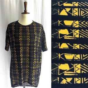 HP 🎉🆕 LULAROE Irma Navy Geometric Tunic Shirt